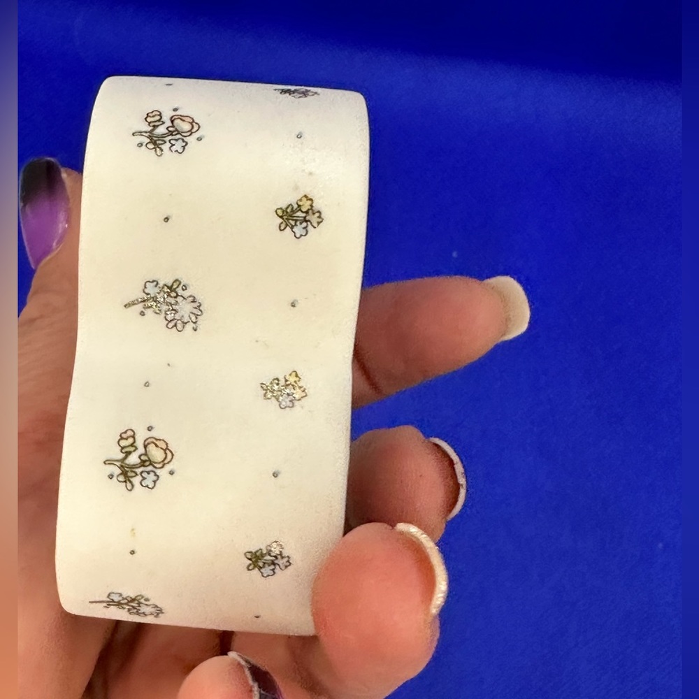 Vintage Dreamsicles collectibles mini trinket box with mini ornaments - Picture 5 of 7